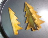 A picture of step 20 of Decorated Cookie House Hexen (Witch) House.