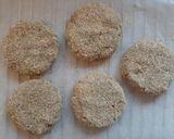 Foto del passaggio 5 della ricetta Burger di ceci e funghi