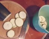 A picture of step 1 of Zucchini del lá Provence.