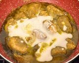 A picture of step 6 of Green Chicken Curry.