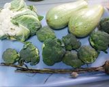 Foto del paso 1 de la receta Cena vegetariana con: brócoli, coliflor, calabacín, ajos y champiñones