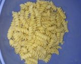 Foto del paso 1 de la receta: Ensalada mixta de Fideos y Arroz