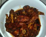 Foto langkah ke 5 dari resep Sayap Kecap Pedas.
