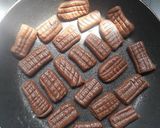 Foto langkah ke 3 dari resep Chocolate Cookies teflon.