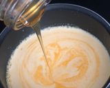 Une image de l'étape 2 de Golden latte au curcuma.