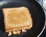 A picture of step 3 of Pizza Vegetables sandwich.