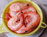 Hình bước làm 1 của món Tôm tươi chấy