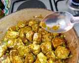 Foto del paso 5 de la receta: Trozos de pollo al curry (turco)