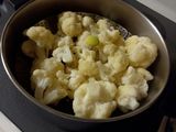 Cheesy Cauliflower KickAsserole 🧀