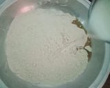 A picture of step 3 of Naram Naram Garam Garam Haseen Phulka.