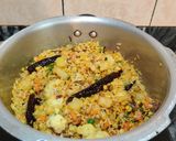 A picture of step 7 of ONE POT MIXED VEGETABLE KHICHDI...