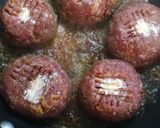 A picture of step 2 of Tasty cheeseburger.