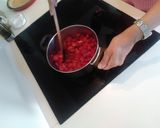 Foto del paso 12 de la receta: Tarta de fresas y panna cotta de albahaca