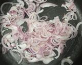 صورة لخطوة 3 من وصفة فاصولياء الخضراء بالطماطم🍅🍅🥘