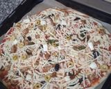 صورة لخطوة 1 من وصفة بيتزا🍕🧀