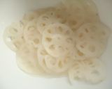 A picture of step 7 of Crispy Pickled Lotus Root.