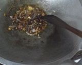 Foto langkah ke 5 dari resep Chicken teriyaki with mushroom.