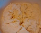 A picture of step 4 of Cheese bread (Pão de queijo).