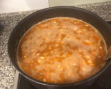 Foto del paso 4 de la receta: Alubias a la marinera (con calamaritos y gambas)