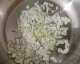 Foto langkah ke 1 dari resep Tavuklu Kapuska; Cabbage Stew with Chicken.