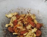 Gambar langkah 5 resipi Tomato Egg Noodles 🍅 + 🥚= 🍜.