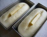 A picture of step 5 of Pound Cake-Shaped Fluffy Butter-Top Bread.