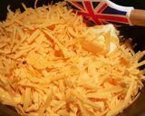 A picture of step 4 of Charlie's Wicked Mac & Cheese.