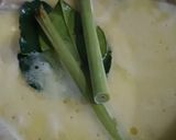Foto langkah ke 2 dari resep Ayam goreng sederhana.