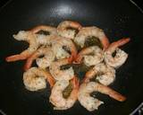 Shrimp, Egg and Pea fried rice recipe step 7 photo