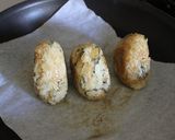 A picture of step 4 of Super Easy! Soy Sauce Malt and Shiso Yaki-Onigiri (Grilled Rice Balls).