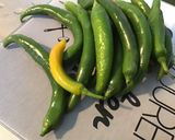 Une image de l'étape 1 de Piments verts marocains à la tomate,citron et persil.