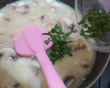 Foto langkah ke 6 dari resep Sup Krim Ayam Jamur.