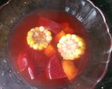 Foto langkah ke 4 dari resep Sup daging babi + ubi bit merah/root beat_____(non halal).
