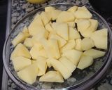 Foto del paso 7 de la receta: Guiso de contramuslos de pollo con verduras y patatas