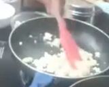 तिल बुग्गा(til bugga recipe in hindi) रेसिपी चरण 2 फोटो
