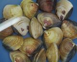A picture of step 2 of Direct from a Chef! Clam Seasoned Rice for Girl's Day Festival.