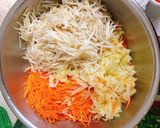 Hình bước làm 5 của món Kim chi bắp cải & giá đỗ