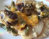 A picture of step 6 of Cheesy Scalloped Red Potatoes With Hamburger And Fresh Green Beans.