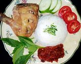 Foto langkah ke 6 dari resep Nasi Ayam Goreng Sambal Bawang Daun Jeruk.
