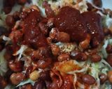A picture of step 2 of Schezwan khakhra chaat.