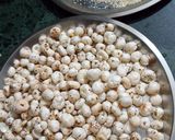 मखाना रेवड़ी(Makhana revdi recipe in hindi) रेसिपी चरण 1 फोटो