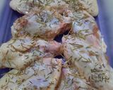 Foto del paso 2 de la receta: Alitas de pollo con tomillo y romero (al horno)
