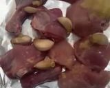 A picture of step 3 of Soya sauce honey chicken (no oil).