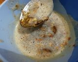 A picture of step 2 of Instant garlic bread.