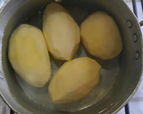 Foto del paso 1 de la receta: Ñoquis rellenos con salsa de queso
