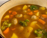 Foto del paso 3 de la receta: Albóndigas guisadas con verduras