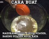 Foto langkah ke 2 dari resep Kue bolu coklat super lembut.