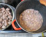 Francia 🇫🇷 vidéki marhapörkölt 🍖 pirított 🍞 zsemlés knédlivel 🍽️ recept fázis 3 fotója