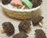 A picture of step 6 of Bread Crumbs & Nuts Simple Chocolate Crunch.