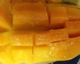 A picture of step 2 of Mango kheer.